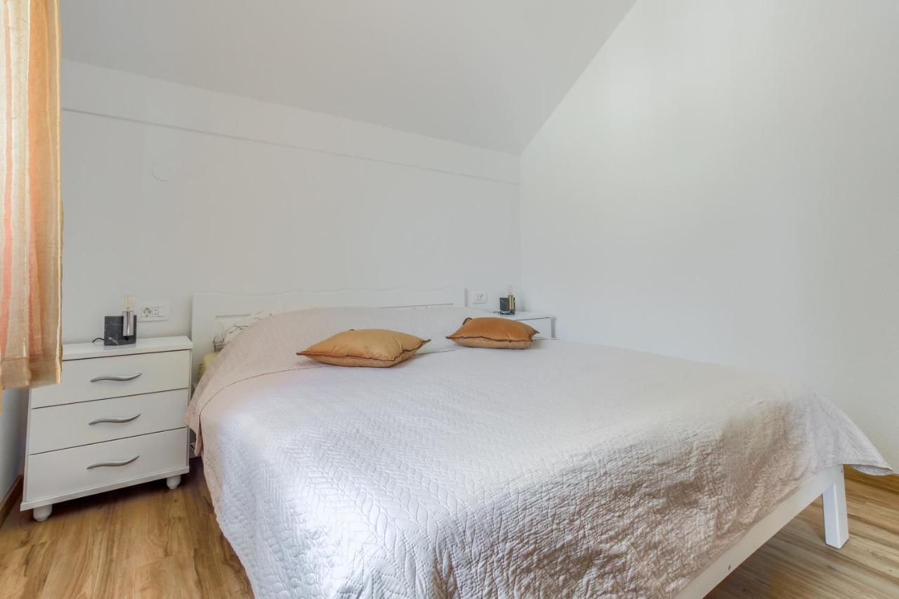 Apartmani Rialto Kakma Eksteriør bilde